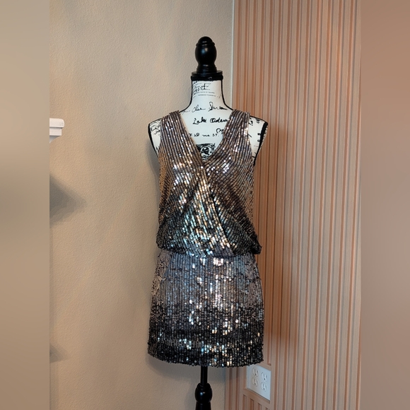 Nicole Miller Dresses & Skirts - Nicole Miller Cocktail Dress